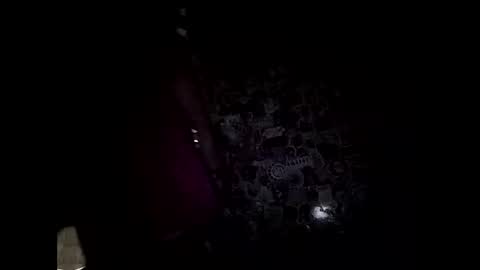 Snapshot of tiqueb69 chatting on February 3, 7:24 am tiqueb69 online show from February 3, 7:24 am