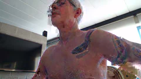 Snapshot of tirexxx_x chatting on March 10, 6:59 am tirexxx_x online show from March 10, 6:59 am
