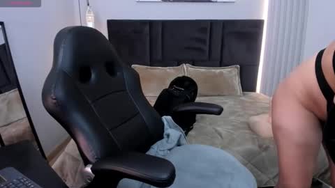 Tisha online show from November 29, 2:31 pm