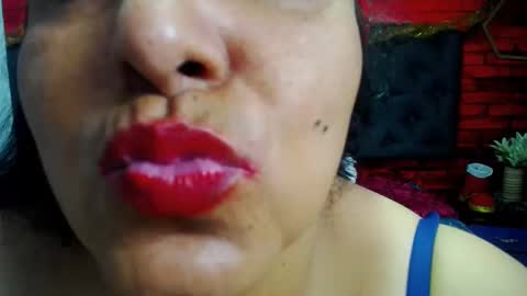Snapshot of tistmature chatting on December 20, 5:29 pm TISTMATURE online show from December 20, 5:29 pm