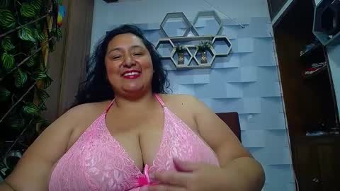 Snapshot of tistmature chatting on September 19, 1:56 pm TISTMATURE online show from September 19, 1:56 pm