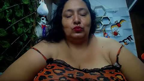 Snapshot of tistmature chatting on October 20, 1:11 pm TISTMATURE online show from October 20, 1:11 pm