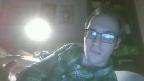 titlovercums online show from December 18, 3:12 am