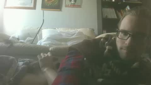 titlovercums online show from March 28, 4:28 pm