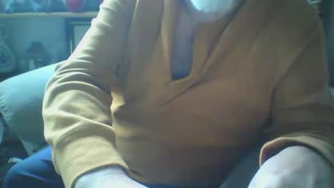 Snapshot of tittyloverr69 chatting on December 12, 4:43 pm tittyloverr69 online show from December 12, 4:43 pm