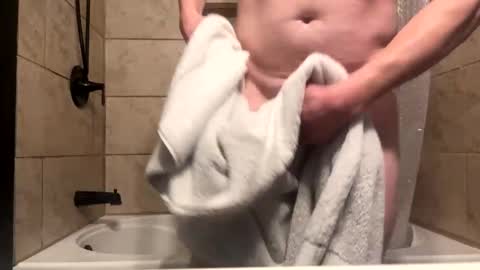 Snapshot of tittyzandbeer chatting on February 5, 11:39 pm tittyzandbeer online show from February 5, 11:39 pm