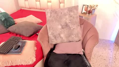 Tivizay online show from February 9, 5:11 pm