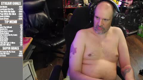 TK Maconn online show from June 10, 5:56 pm