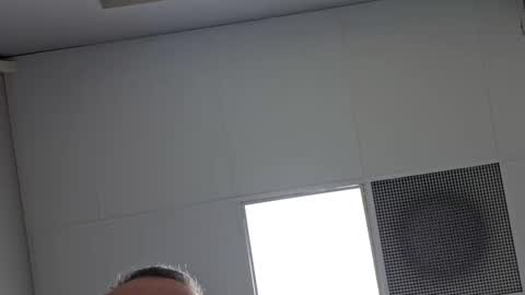 Vols online show from February 20, 11:53 am