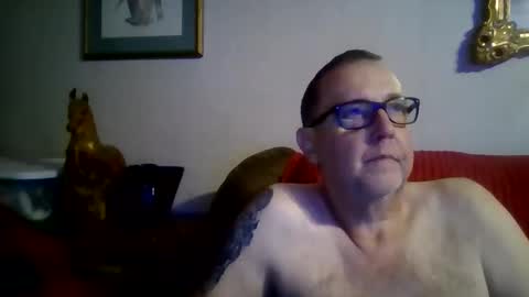 Snapshot of tnvols1968 chatting on February 24, 4:43 am Vols online show from February 24, 4:43 am