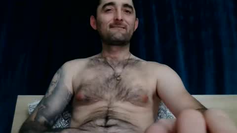 Snapshot of tobi19899 chatting on December 1, 5:57 pm Jan5676 online show from December 1, 5:57 pm