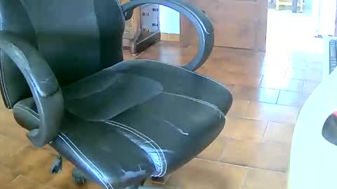 Tobiko online show from February 18, 3:43 pm