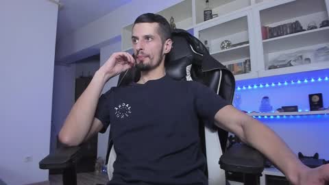 Todd online show from December 8, 7:22 pm