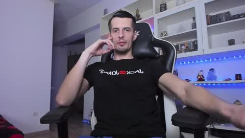 Todd online show from January 8, 1:11 am