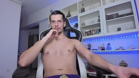 Todd online show from January 19, 1:43 am