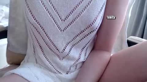 Snapshot of token___ chatting on September 30, 5:45 am Arina online show from September 30, 5:45 am