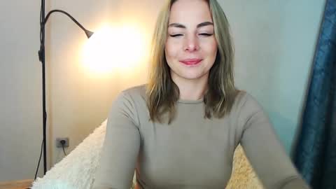 Snapshot of tokens_are_sexy chatting on December 28, 10:02 pm tokens_are_sexy online show from December 28, 10:02 pm