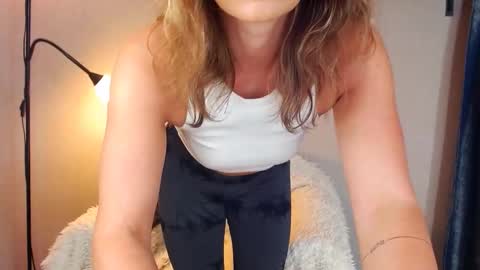 tokens_are_sexy online show from November 17, 4:51 am