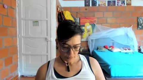 Independent Models online show from March 1, 6:10 pm