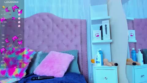 tokito mitsuri online show from December 5, 1:49 pm