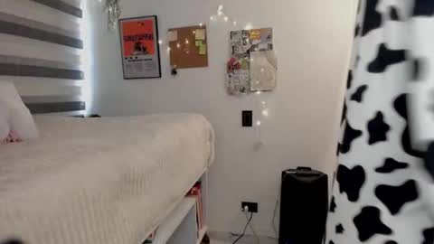 Snapshot of toky222 chatting on February 20, 3:56 pm Tokyo online show from February 20, 3:56 pm