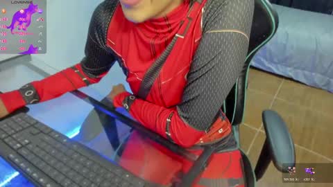 Snapshot of tokyo_uwu chatting on December 6, 6:04 am sofi 3 online show from December 6, 6:04 am