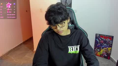 Snapshot of tokyo_uwu chatting on February 10, 5:14 am sofi 3 online show from February 10, 5:14 am