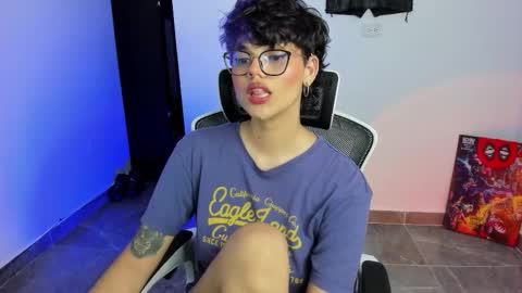 Snapshot of tokyo_uwu chatting on October 8, 2:53 am sofi 3 online show from October 8, 2:53 am