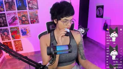 Snapshot of tokyo_uwu chatting on January 15, 3:44 am sofi 3 online show from January 15, 3:44 am