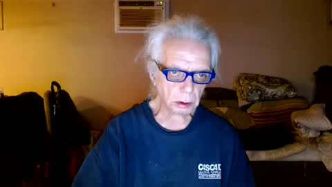 Snapshot of tom112292014 chatting on January 7, 12:24 am tom112292014 online show from January 7, 12:24 am