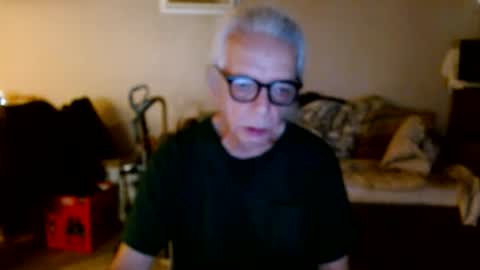 Snapshot of tom112292014 chatting on October 5, 1:20 pm tom112292014 online show from October 5, 1:20 pm