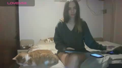 Snapshot of tom316972 chatting on June 7, 4:49 am Flor online show from June 7, 4:49 am