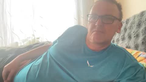 Tom online show from October 11, 1:20 pm