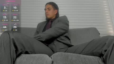Snapshot of tom_blunt96 chatting on December 28, 6:50 pm TOM online show from December 28, 6:50 pm