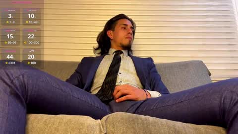 Snapshot of tom_blunt96 chatting on December 30, 3:03 am TOM online show from December 30, 3:03 am