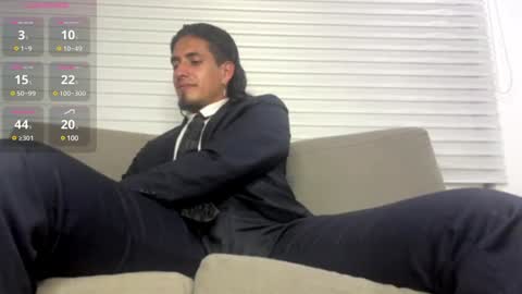 Snapshot of tom_blunt96 chatting on January 5, 6:35 am TOM online show from January 5, 6:35 am