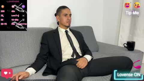 TOM online show from January 8, 11:40 pm