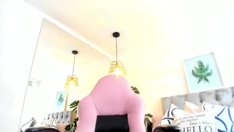 Master of pleasure online show from November 8, 12:05 pm