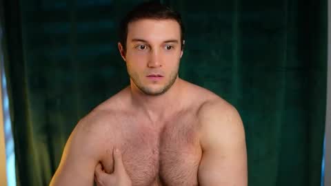 Snapshot of tom_fordd chatting on April 27, 4:21 am Tom online show from April 27, 4:21 am