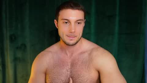 Snapshot of tom_fordd chatting on May 7, 5:40 pm Tom online show from May 7, 5:40 pm