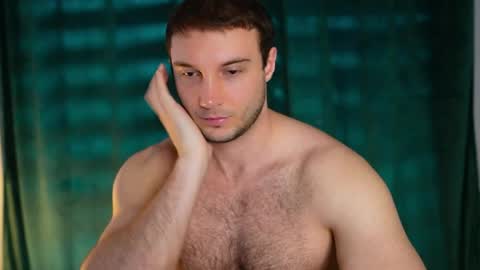 Snapshot of tom_fordd chatting on June 3, 5:54 am Tom online show from June 3, 5:54 am