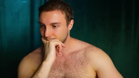 Snapshot of tom_fordd chatting on July 17, 8:21 am Tom online show from July 17, 8:21 am