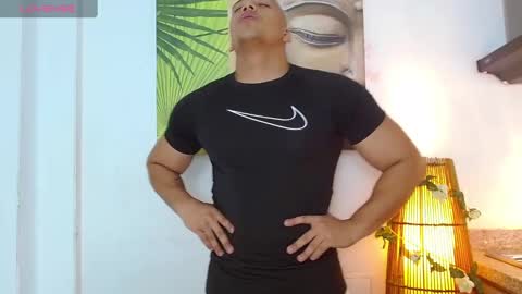 Tom muscle1 online show from February 22, 6:19 pm