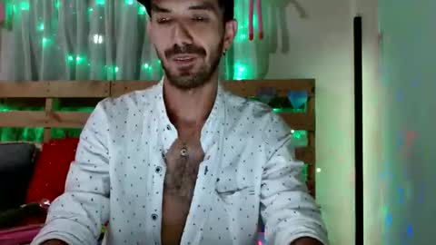 Snapshot of tomas_gerauld chatting on February 3, 6:40 am tomas gerauld. make me happy with 10000 tokens online show from February 3, 6:40 am