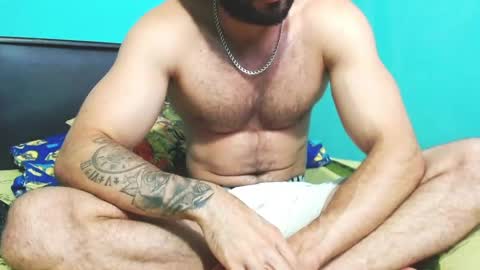 Snapshot of tomas_wolfk chatting on January 9, 2:18 pm Andres. online show from January 9, 2:18 pm