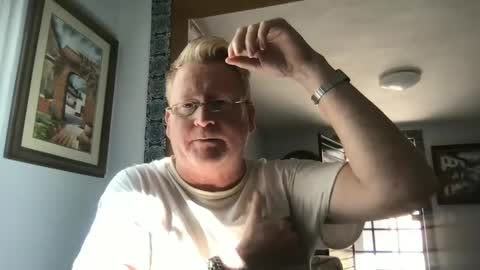 Hola online show from January 21, 9:04 pm