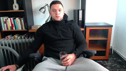 Snapshot of tomasmv chatting on December 10, 9:44 am ONLYFANS50 OFF TODAY online show from December 10, 9:44 am