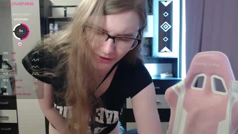 tomato_tease online show from April 19, 11:31 am