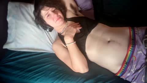 Snapshot of tomboy_titties chatting on July 18, 12:09 pm tomboy_titties online show from July 18, 12:09 pm
