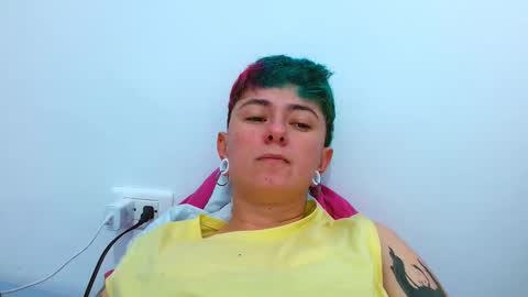 Blue online show from December 13, 8:04 pm